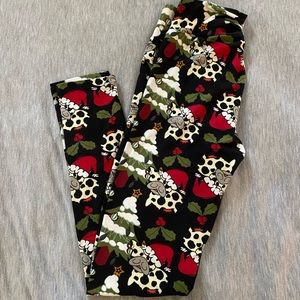 LuLaRoe one size cow Christmas leggings